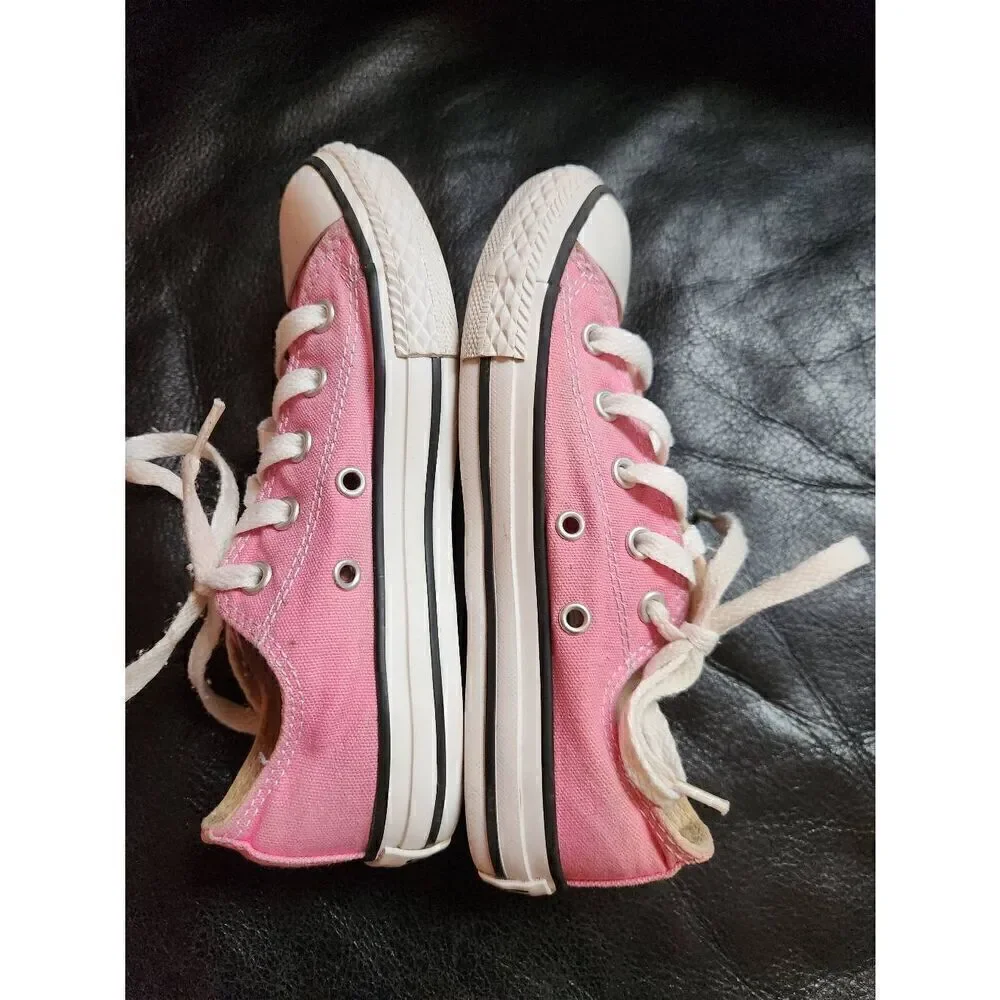 Converse Chuck Taylor All Stars Big Girl's Pink Tennis Shoes Sneakers 3 Youth